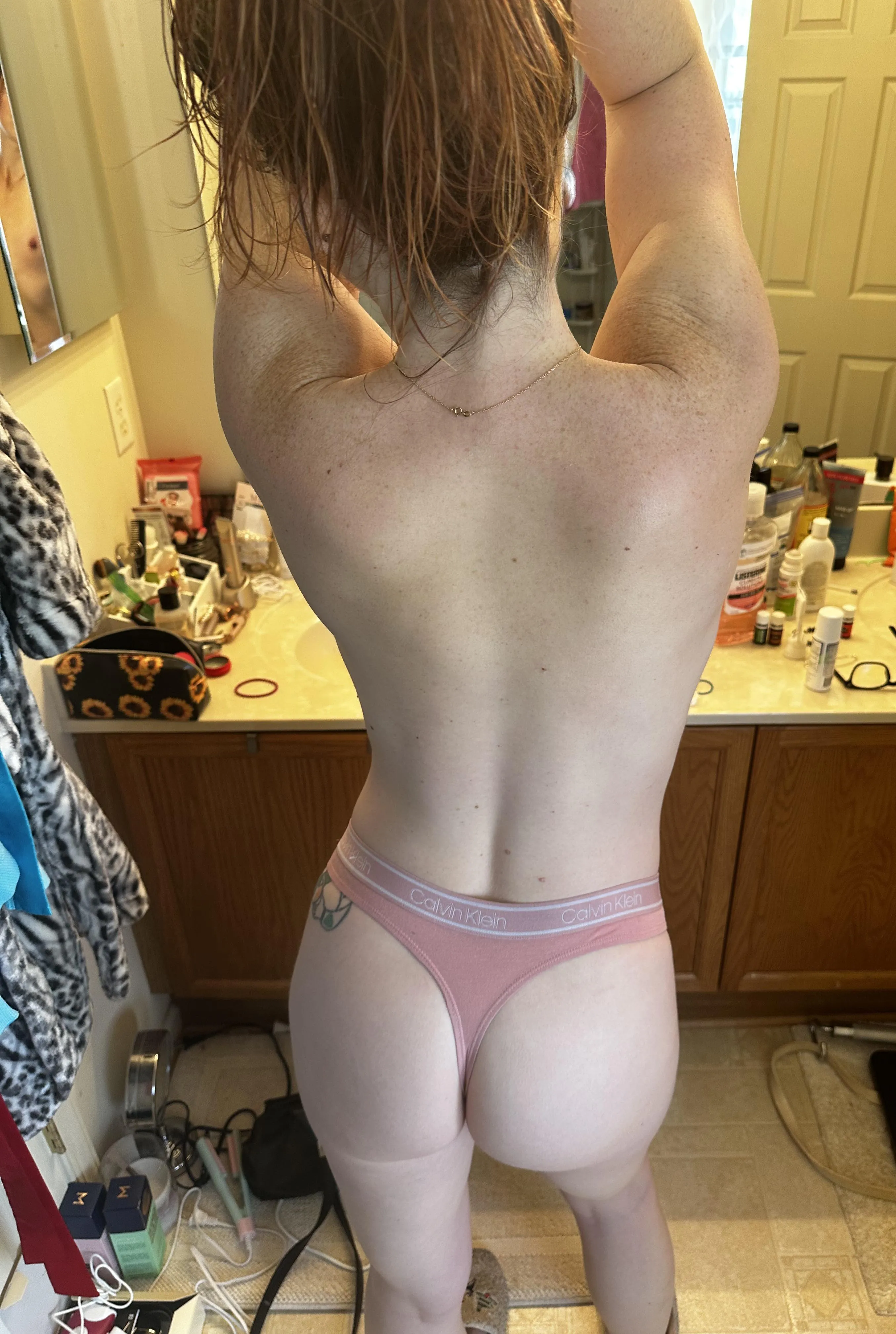 Always showing you the front, now it’s time to show you my backside