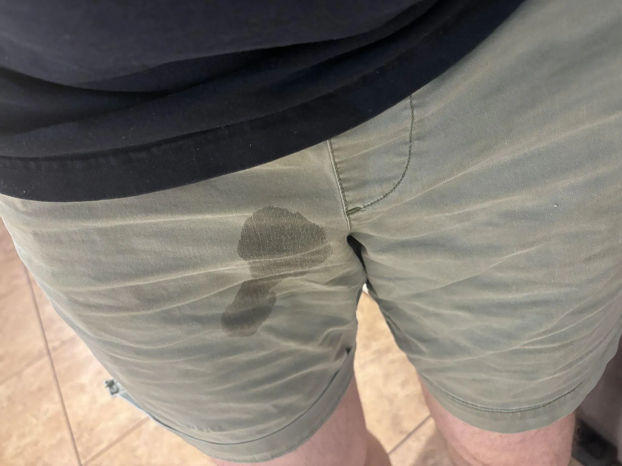 Fuck my virgin pp had an accident 🥹