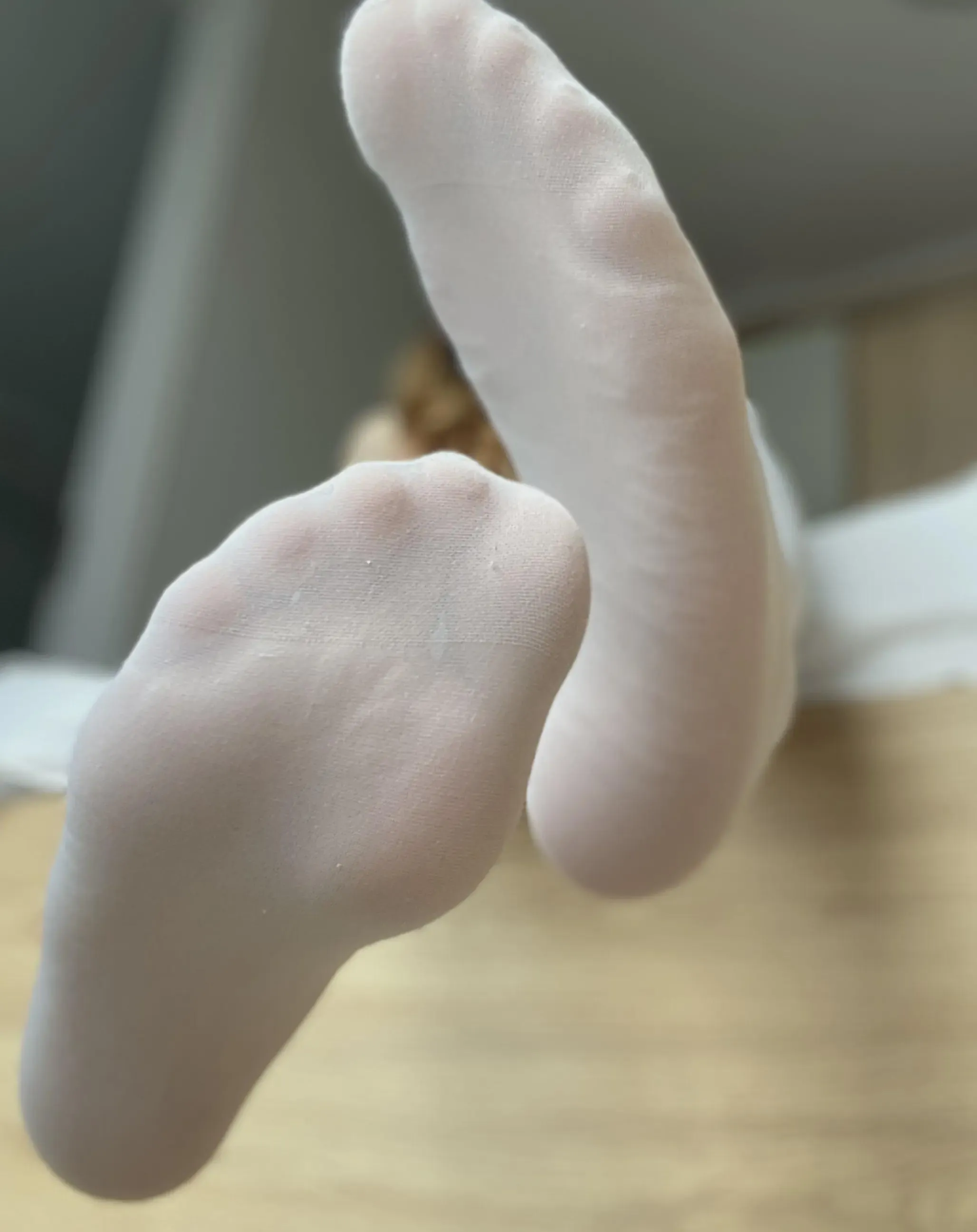 how do my feet look in these nylons