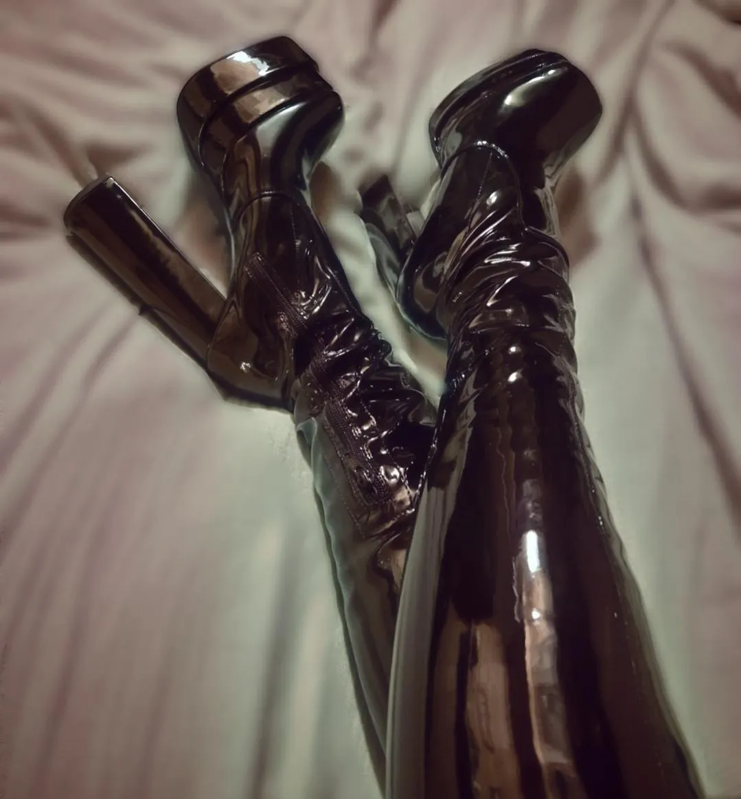 It's your job to keep them spotless.. 🧎‍♂️