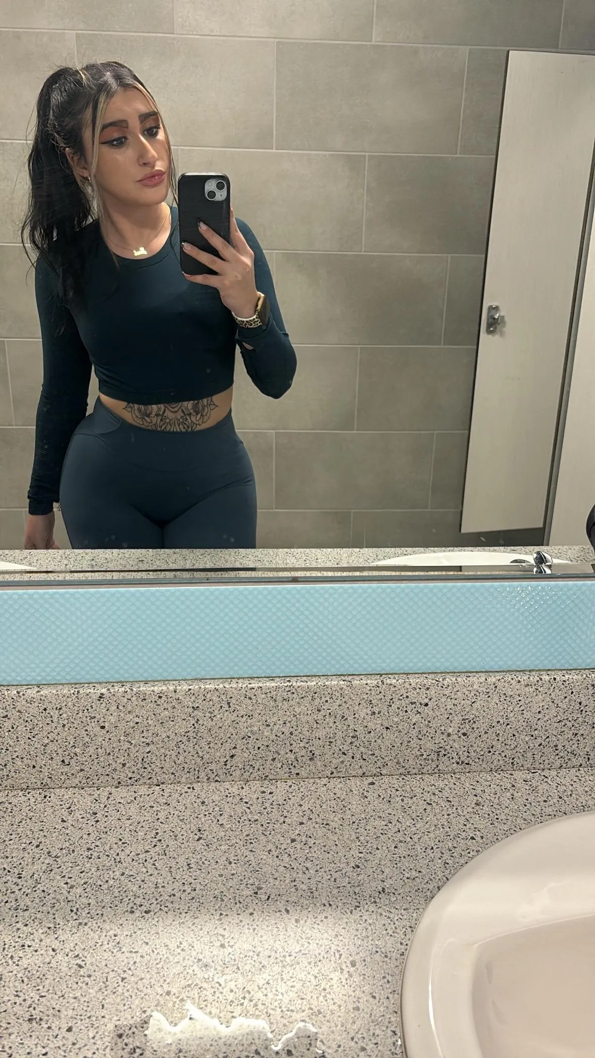 Leggings so tight they’re basically a second skin 🖤