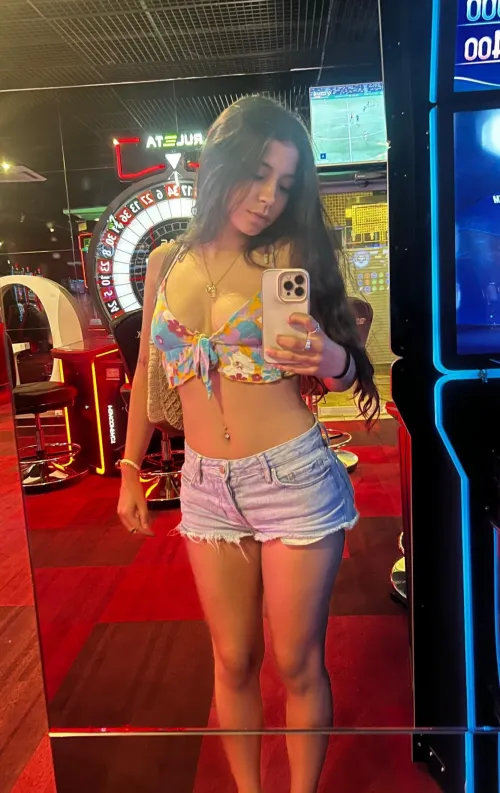 Meet me in the bathroom?