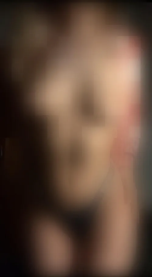 Only losers pump to censored pics. What does that make you?