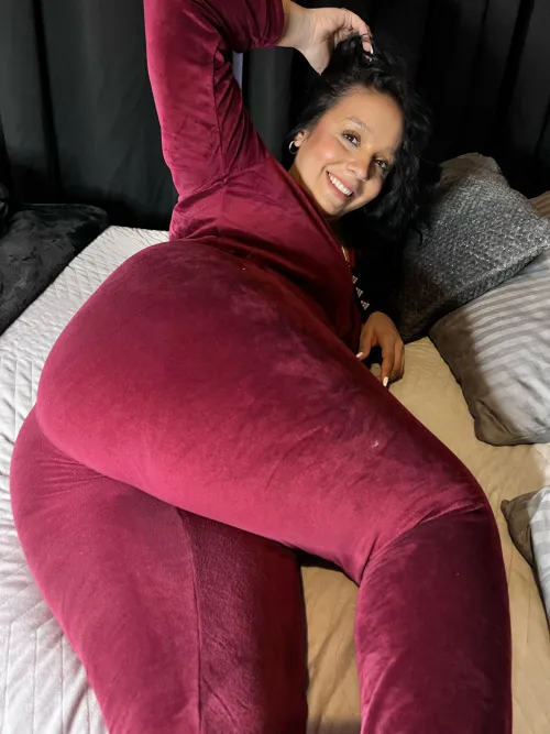 Pure chocolate, I love it when I feel kisses all over me