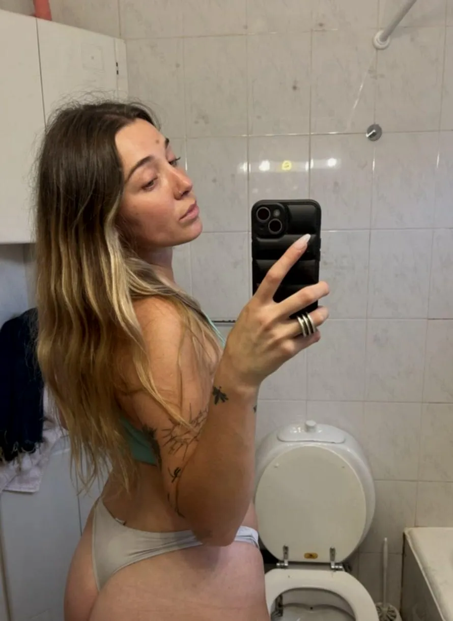 Se inizio questa doccia da solo, finirà in questo modo?