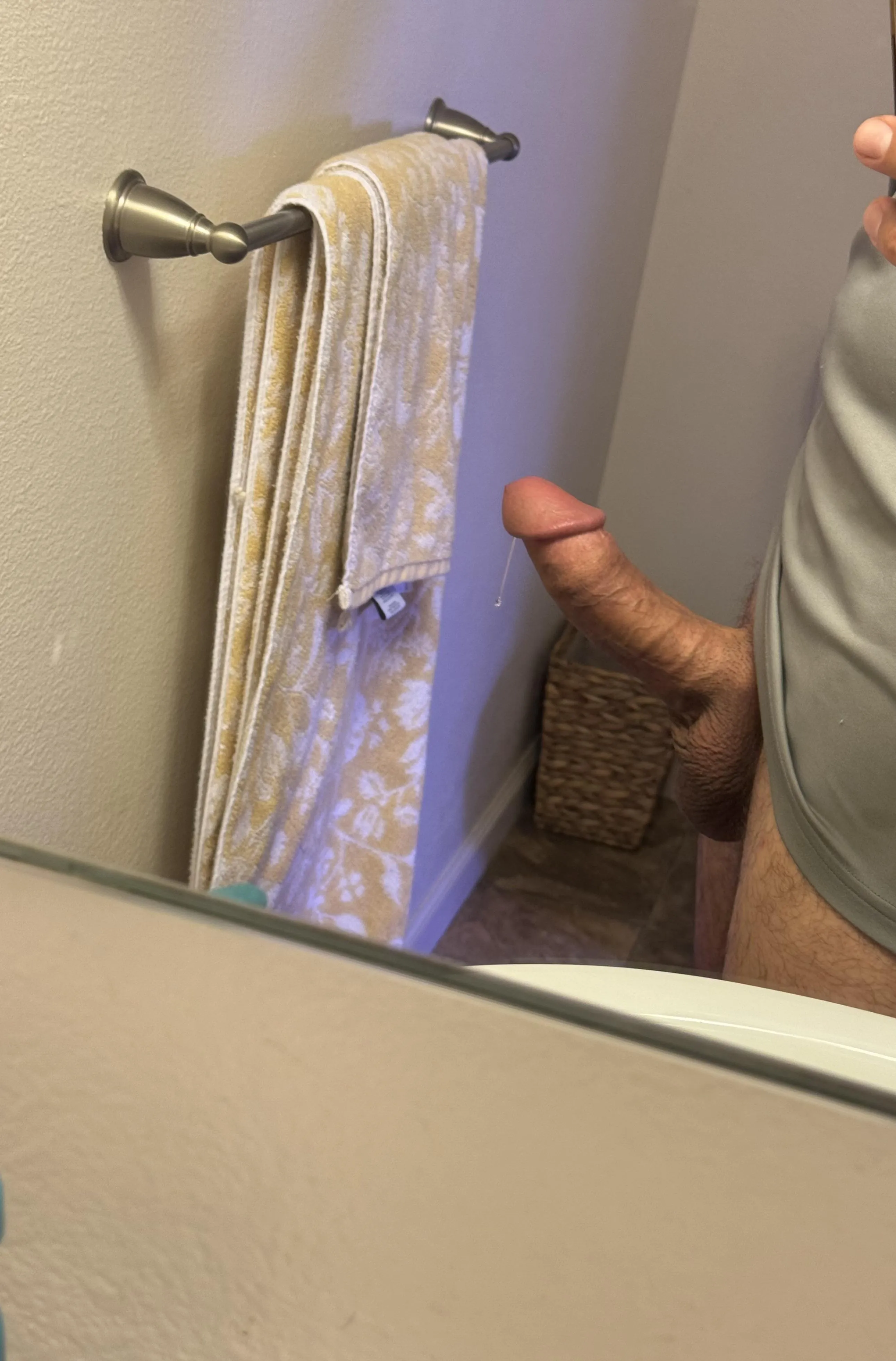 Some nice veins wrapped around the girth don’t you think?