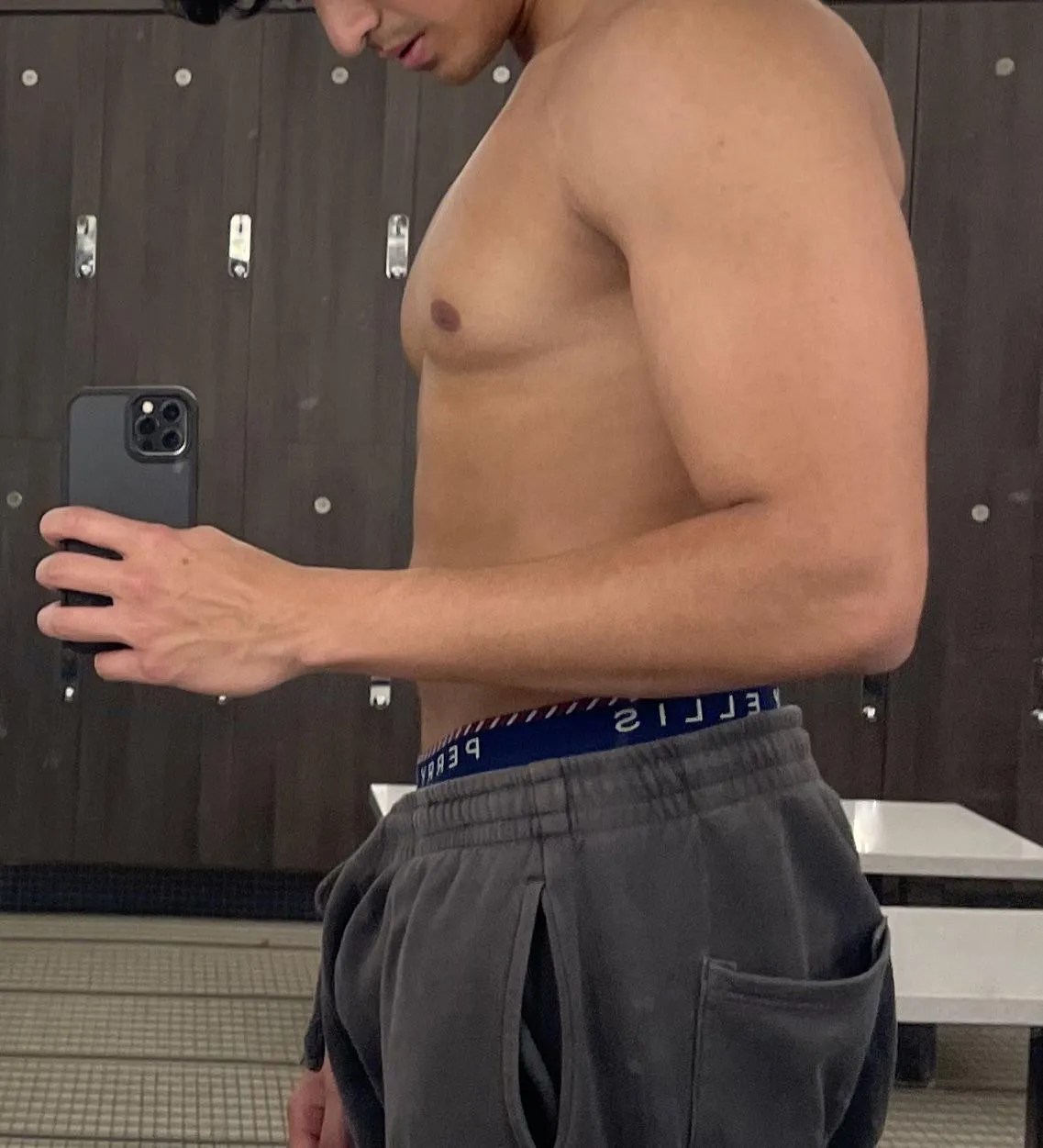 21 M4F north/ central jersey never been with a white girl i wanna taste the rainbow i gotta check this off