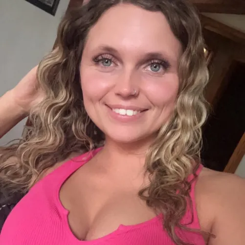 40f Marion Ohio looking to join a couple.