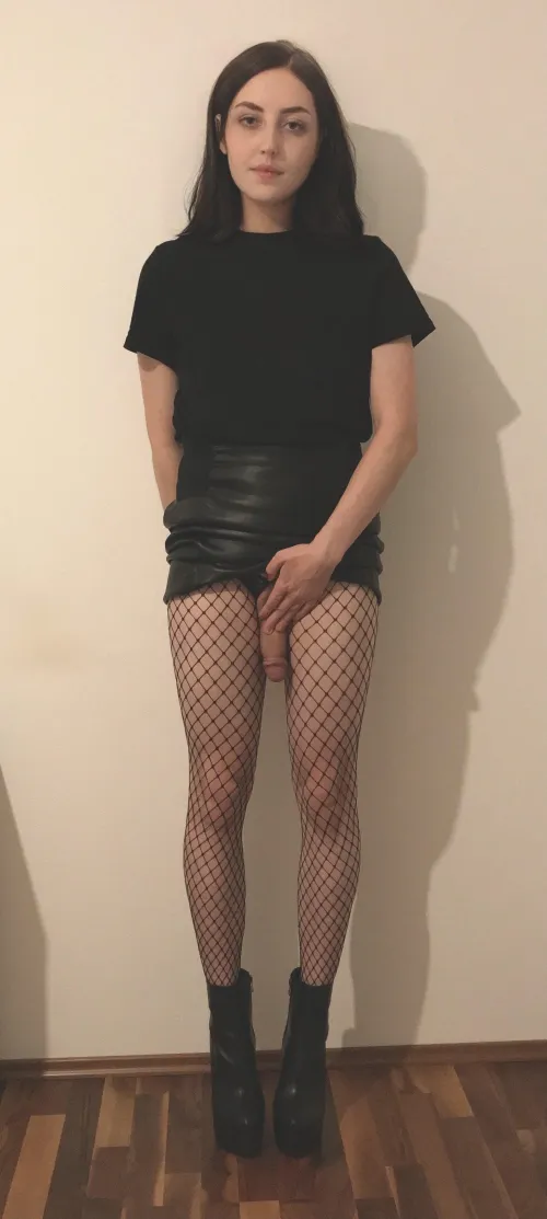 Bully me please. Kik: dantediana3