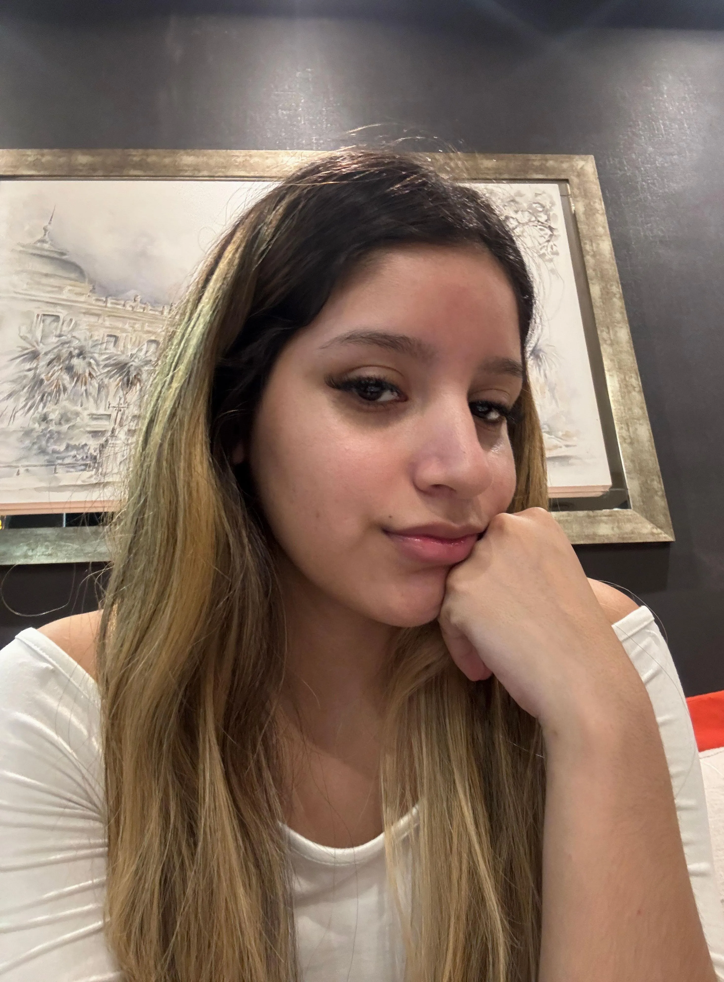 Need a good cock right now :) patiently waiting for you. OF below