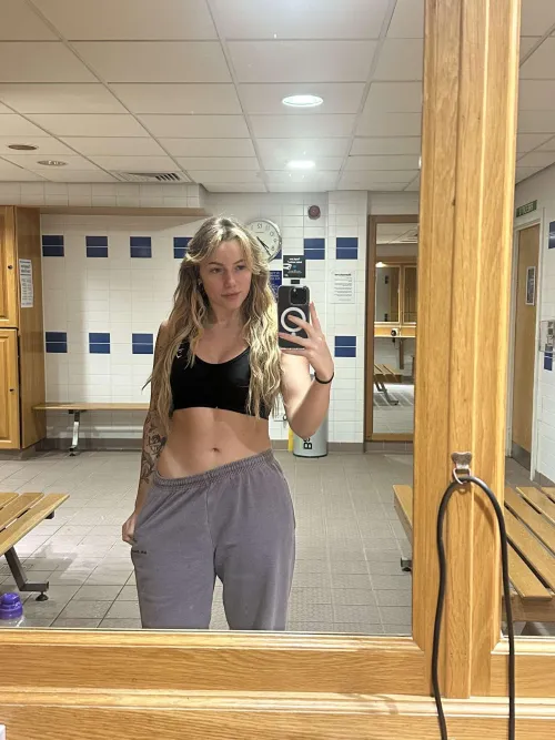 Sweatpants to the gym kind of day!