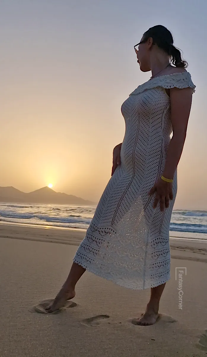 The light of the sunset reveals everything