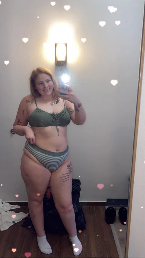 Wanna see me naked? Free acct