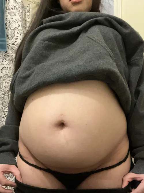 would you believe me if i said my belly is empty rn?