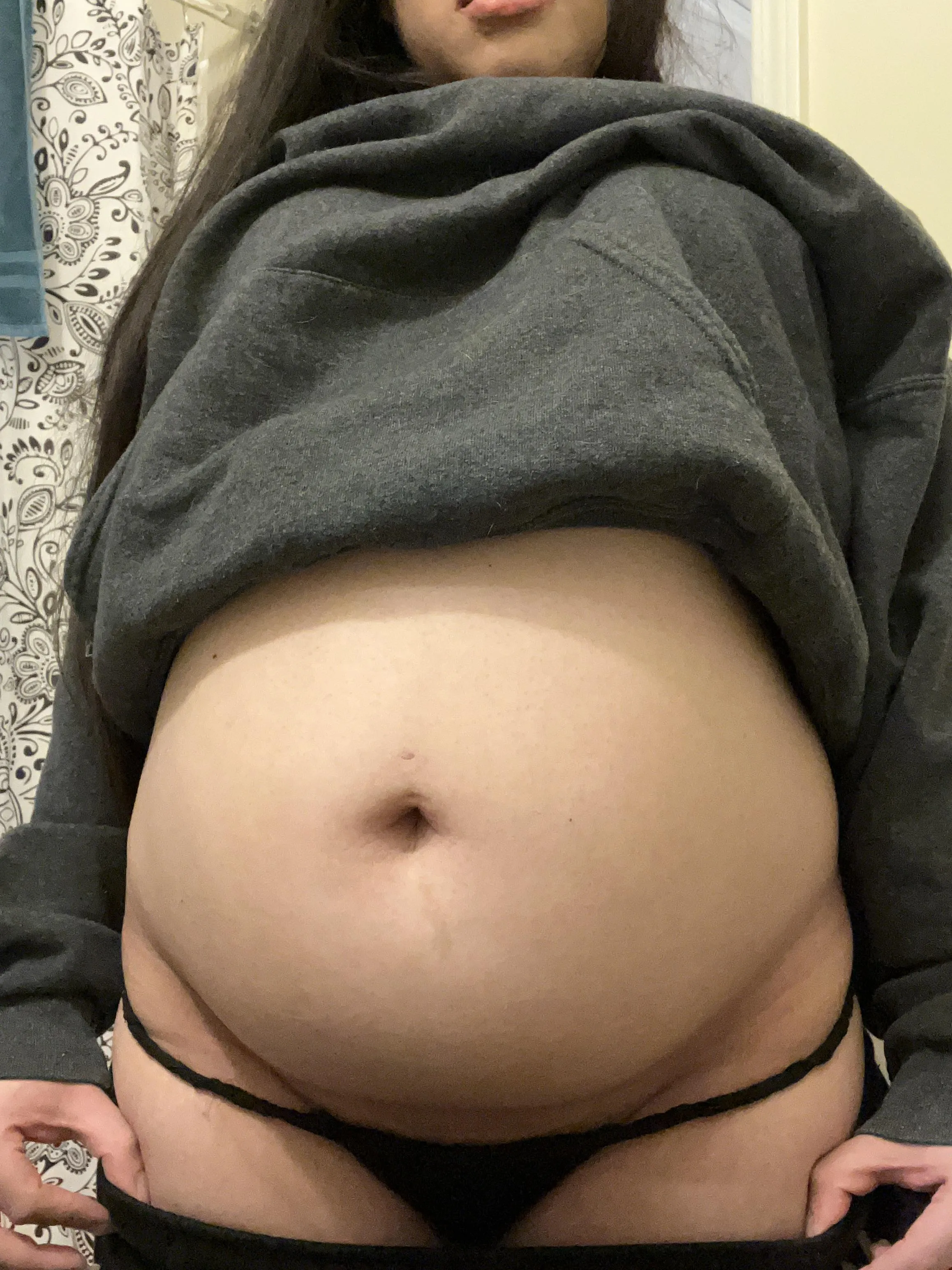 would you believe me if i said my belly is empty rn?