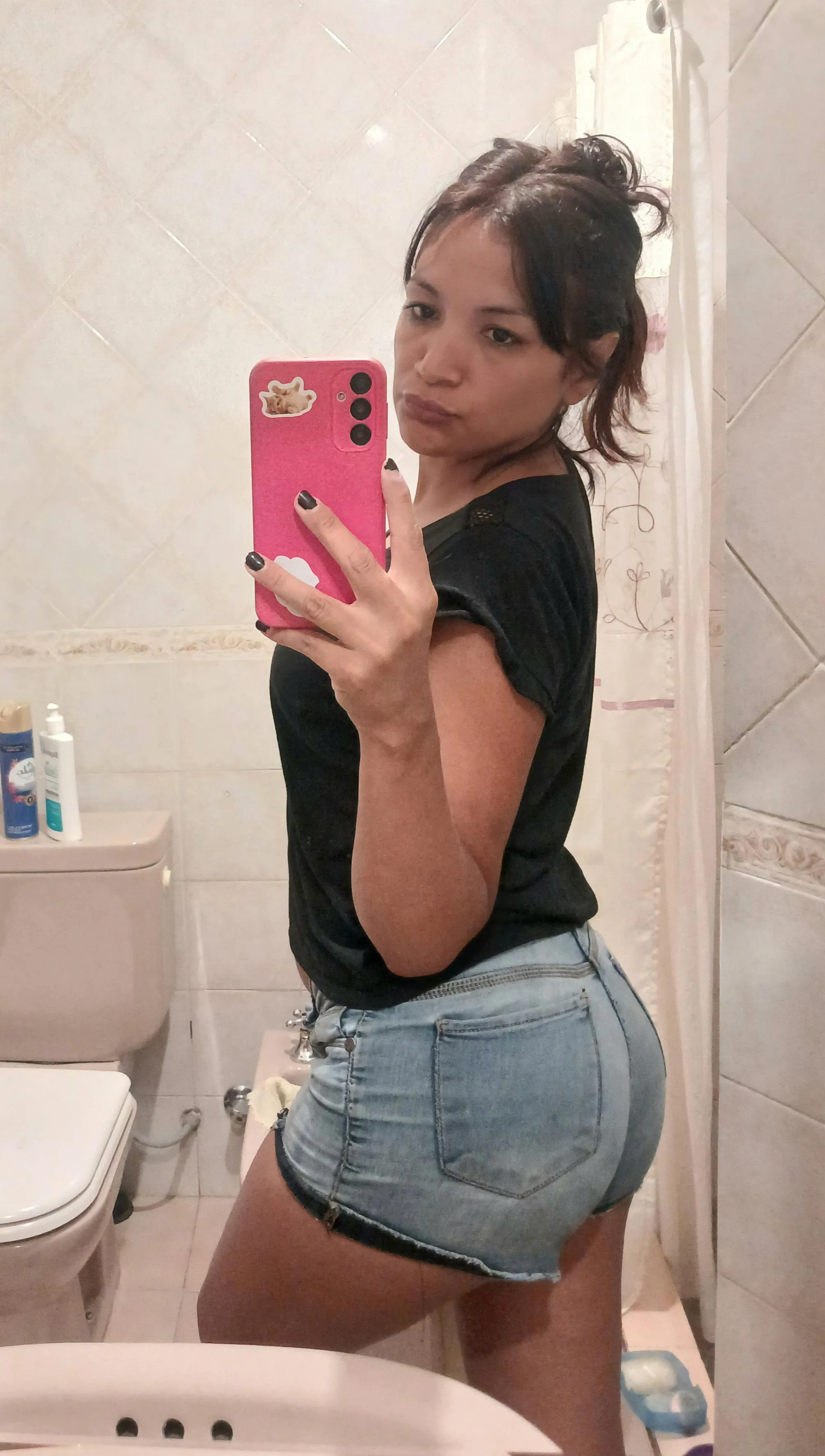 you will love to see me move my ass for you