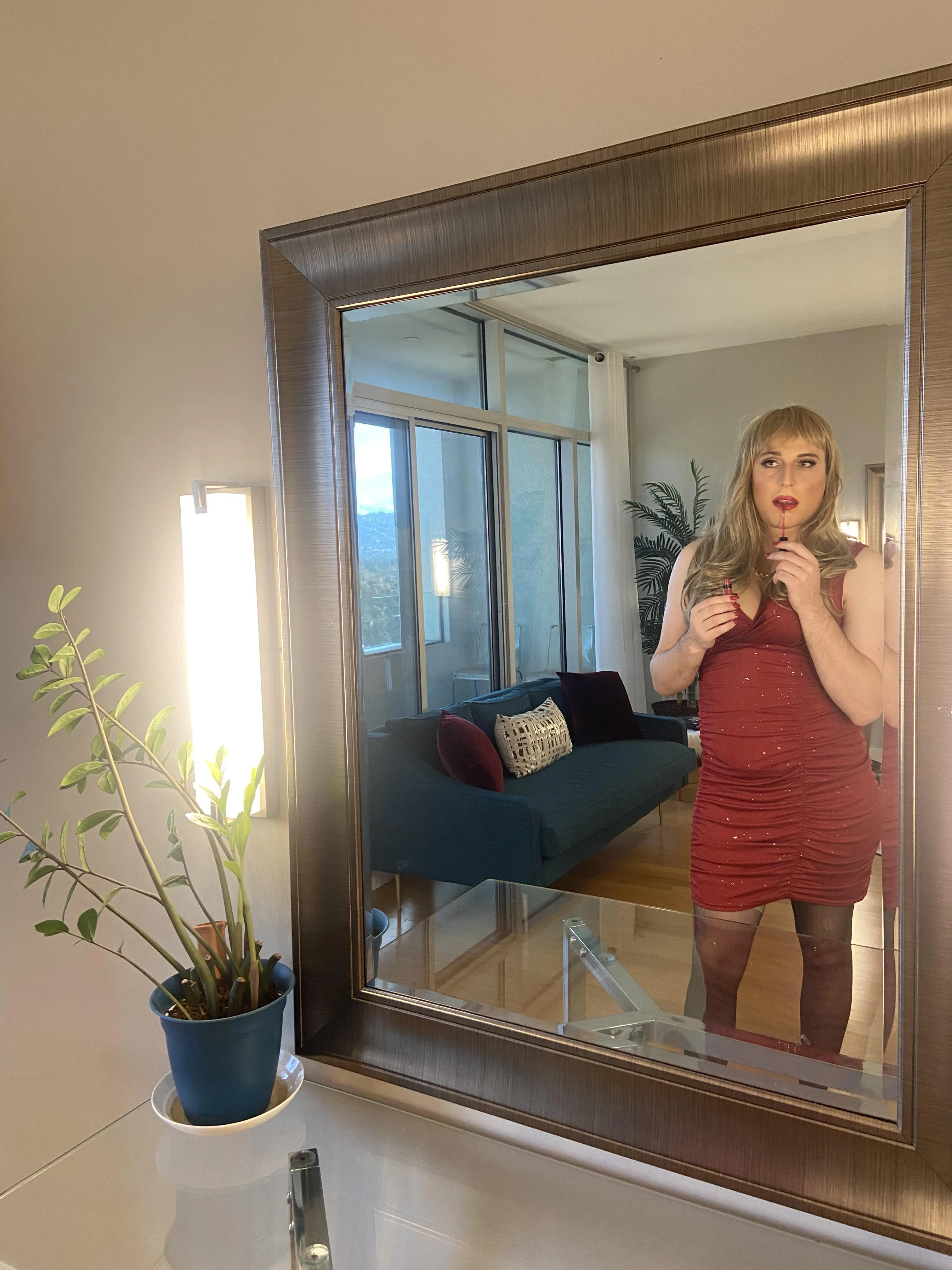 32 [818] CD4A do you think I chose the right outfit/hair/make up?