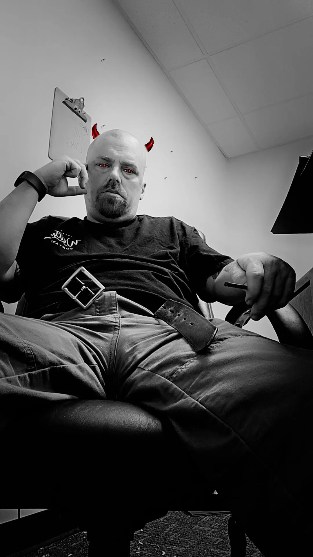 Gonna be in Glenville tonight. Interested in females or couples