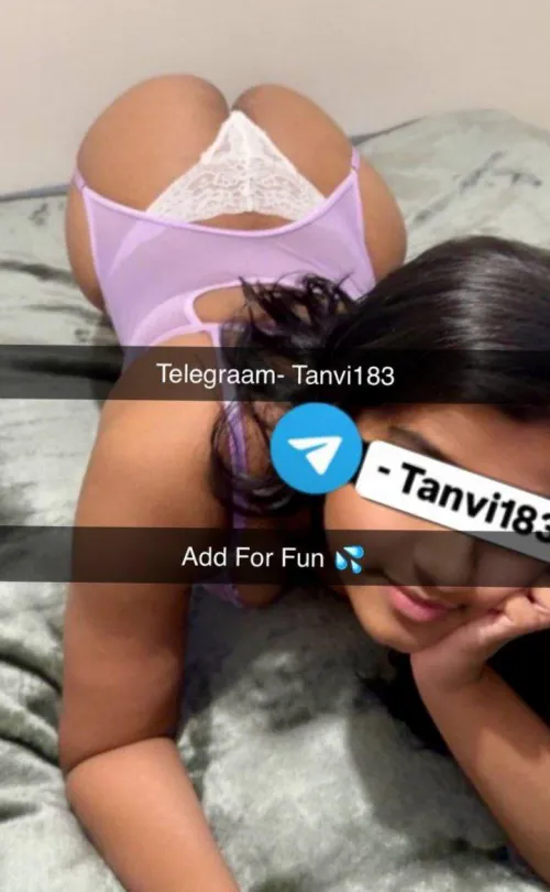 Good afternoon daddy, do you want to slap my brown cheeks? F