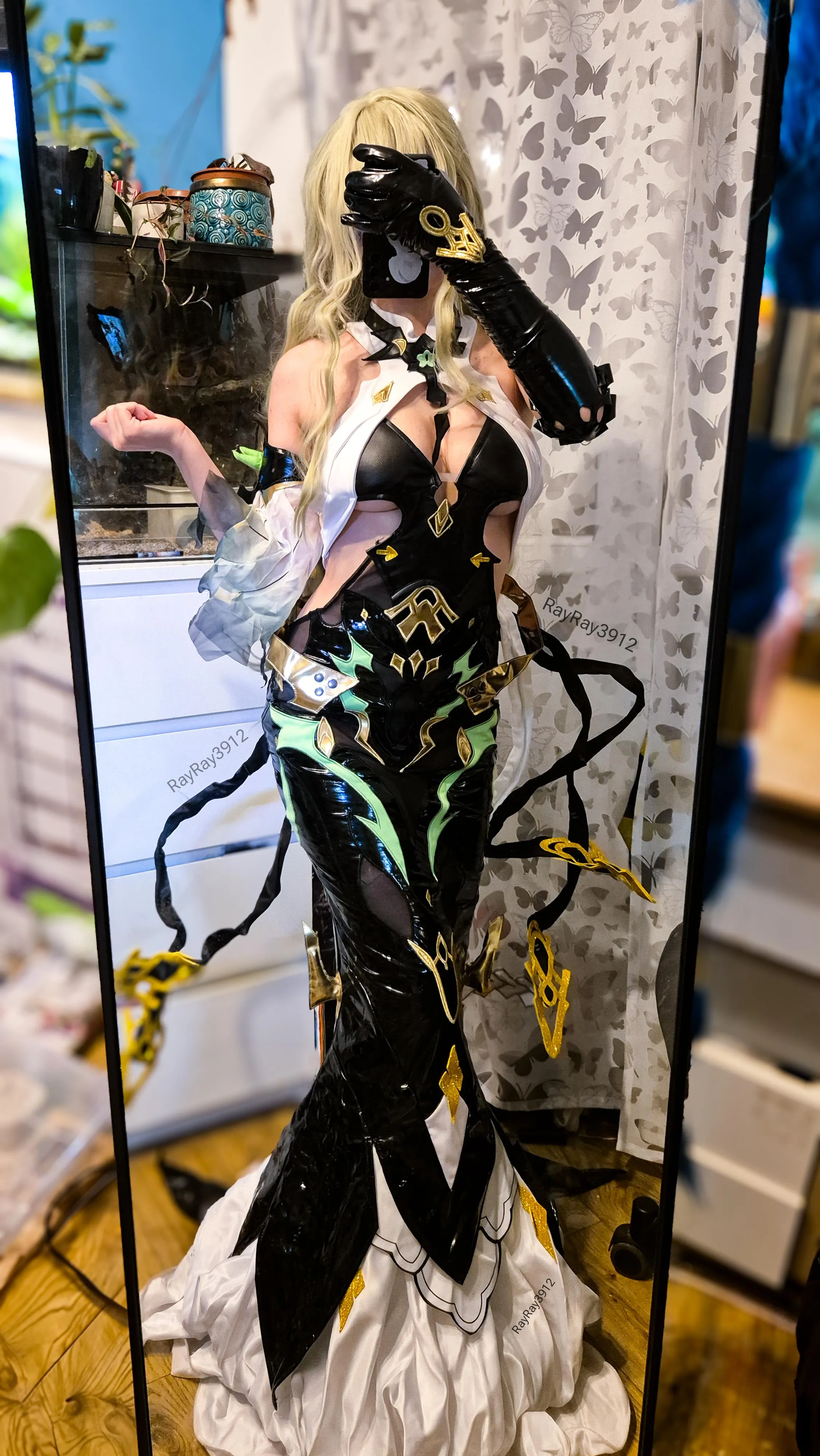 Mobius by RayRay3912