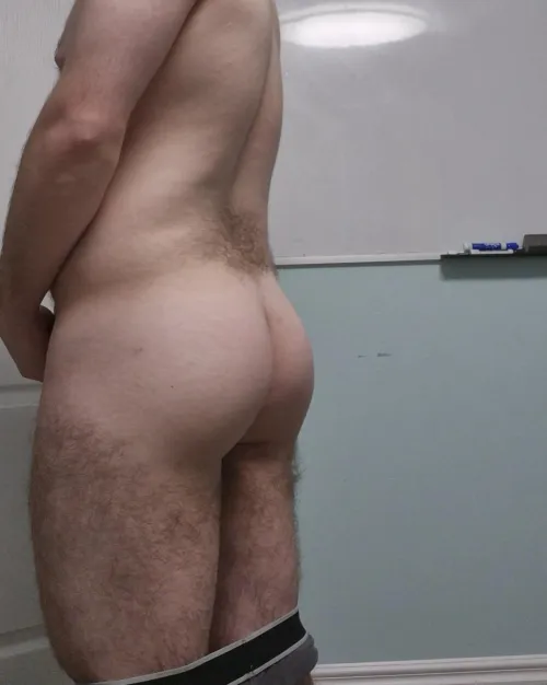 My 5'4 ass needs dickkk😩