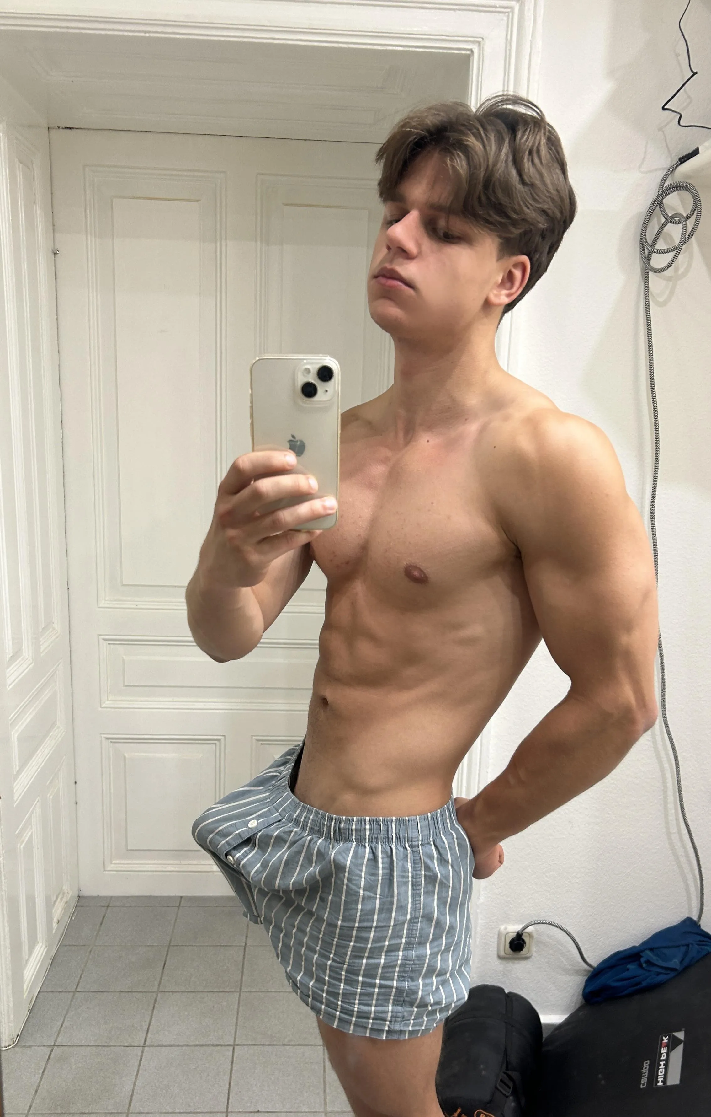 (20)I want to fill you up with my cum