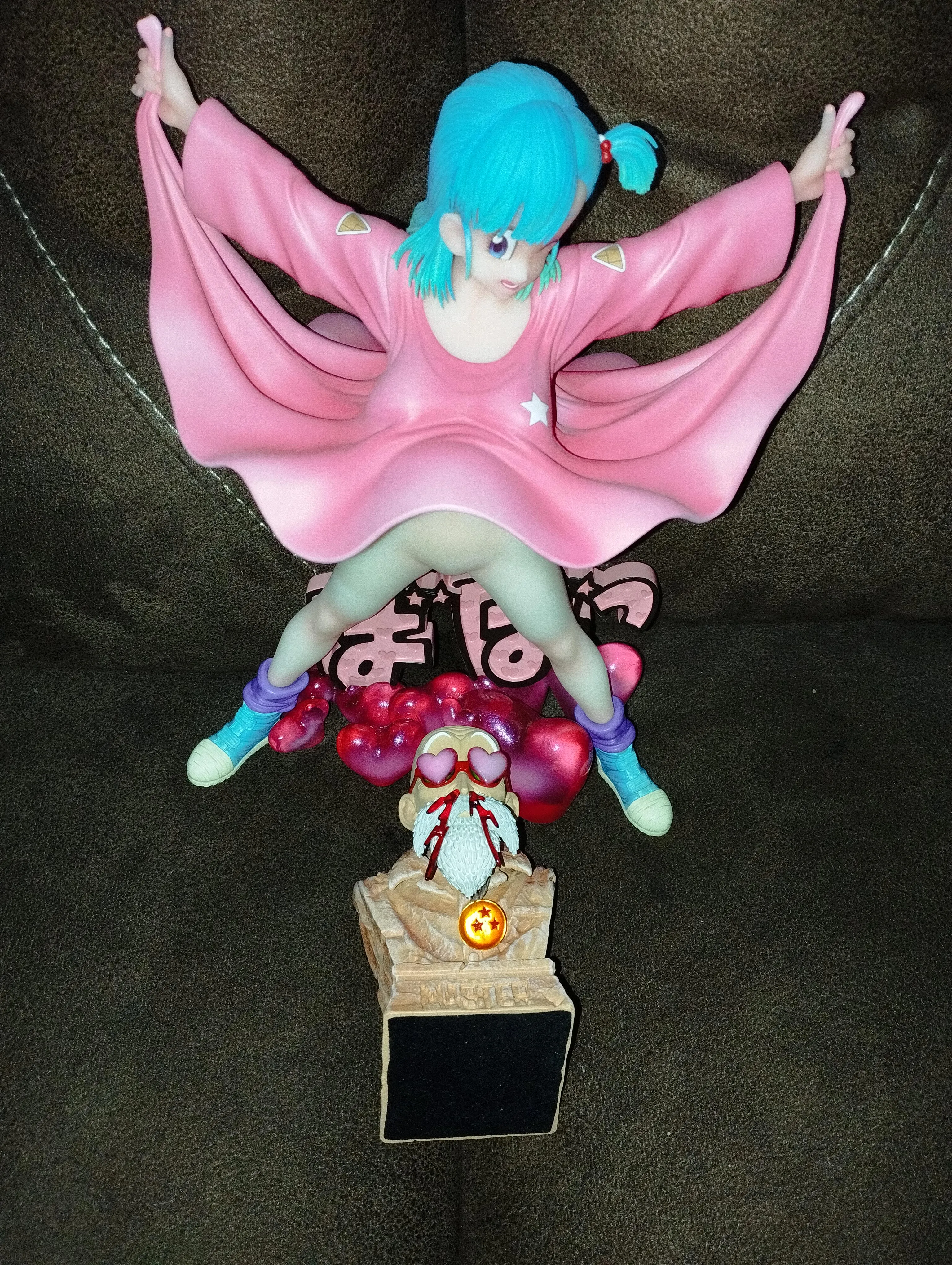 Bulma and Master Roshi (Master Studio)