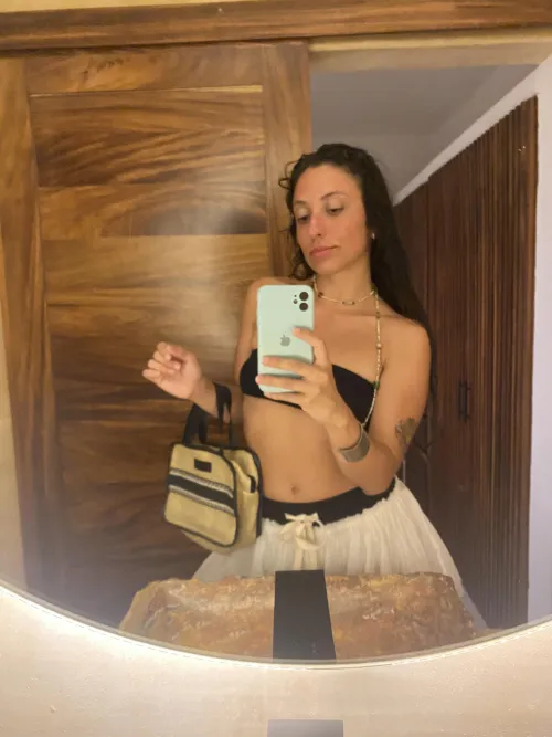 Do you think this mirror caught my best angle, or should I give it another tease?