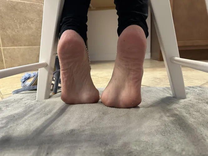 How did you sneak in here oc