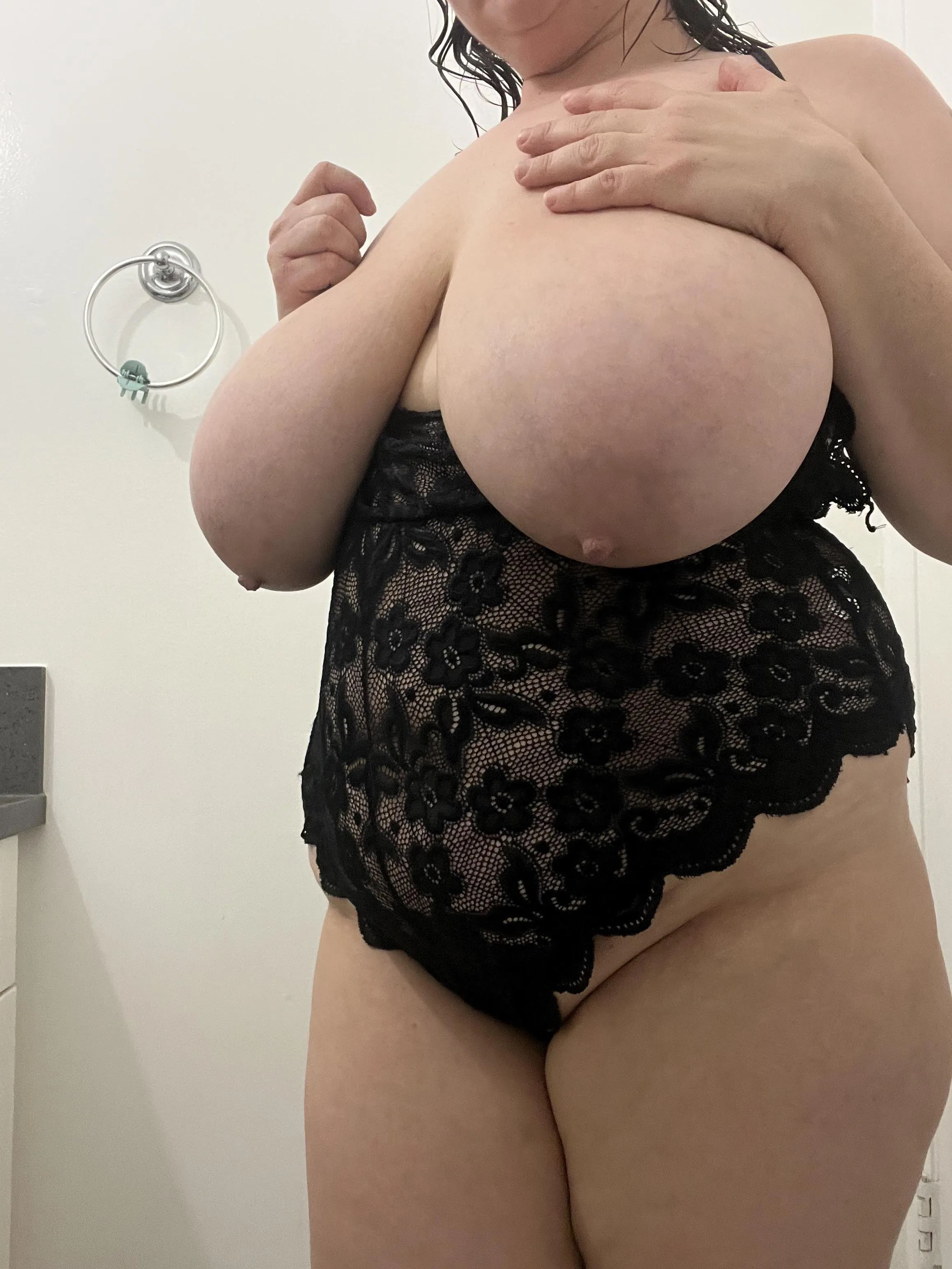 Howdy wish we were neighbors