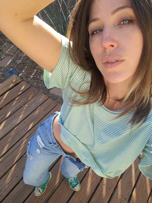 I love how my eyes match my shirt