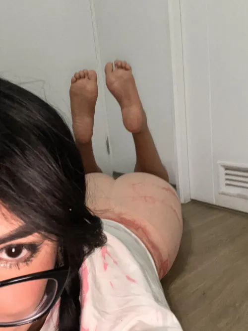 I want to feel your cock on my feet