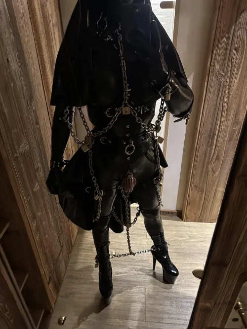 Latex and bondage love ❤️