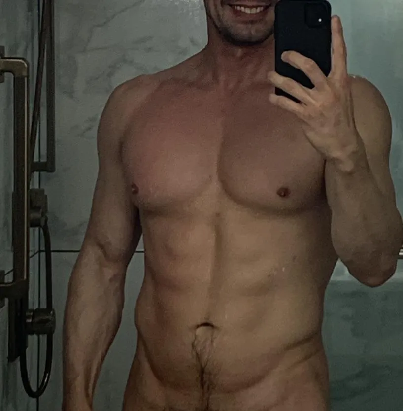 [M]4[FM]  Miami 6’2 tall handsome, 8 in big thick cock  -looking for  Mfm ,Hotwife and I do Yoni tantric massages 💦💦💦 reply with pics& ((location))  must verify ! 😍😍😈😈