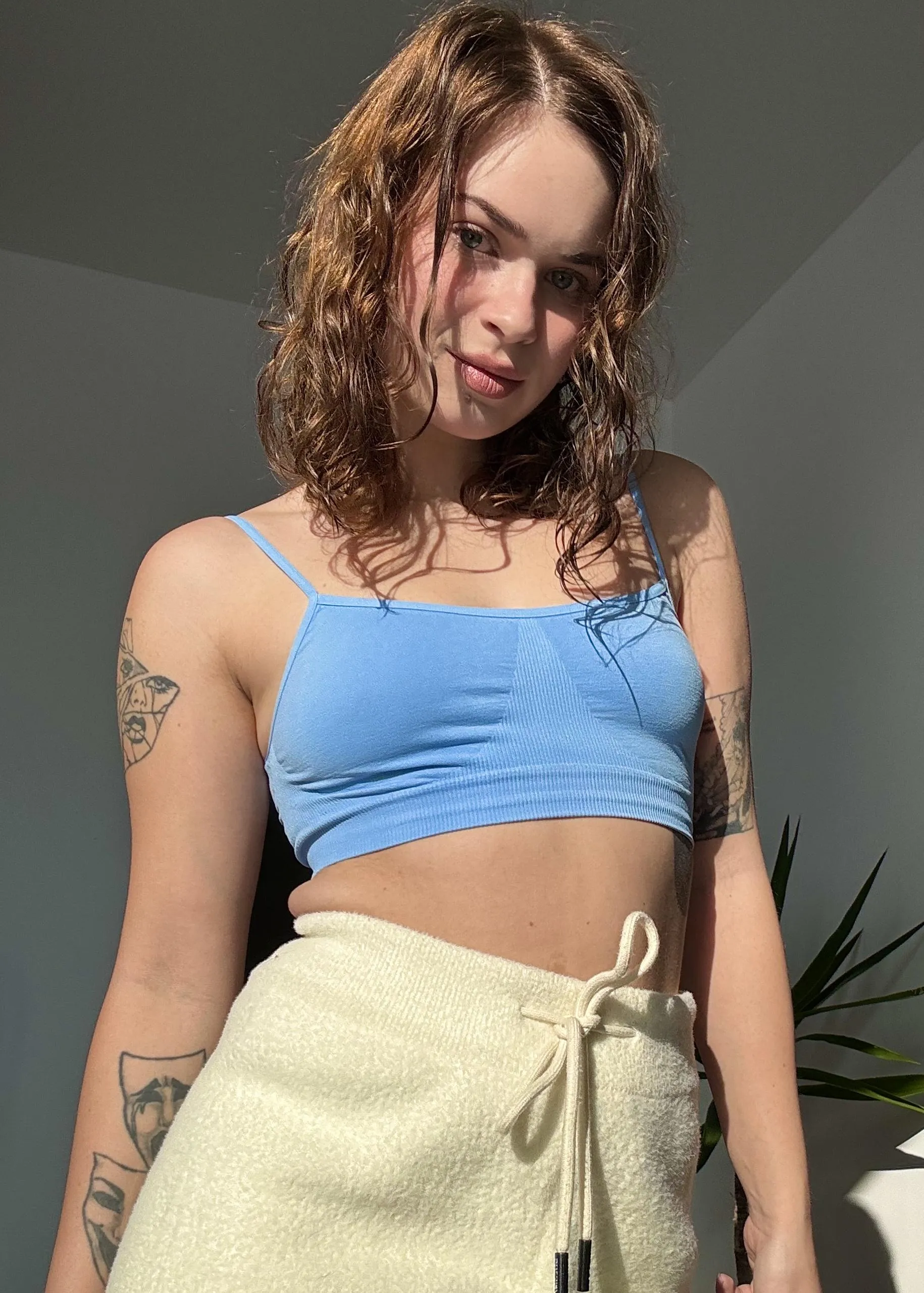 Morning without a bra feels magical ✨