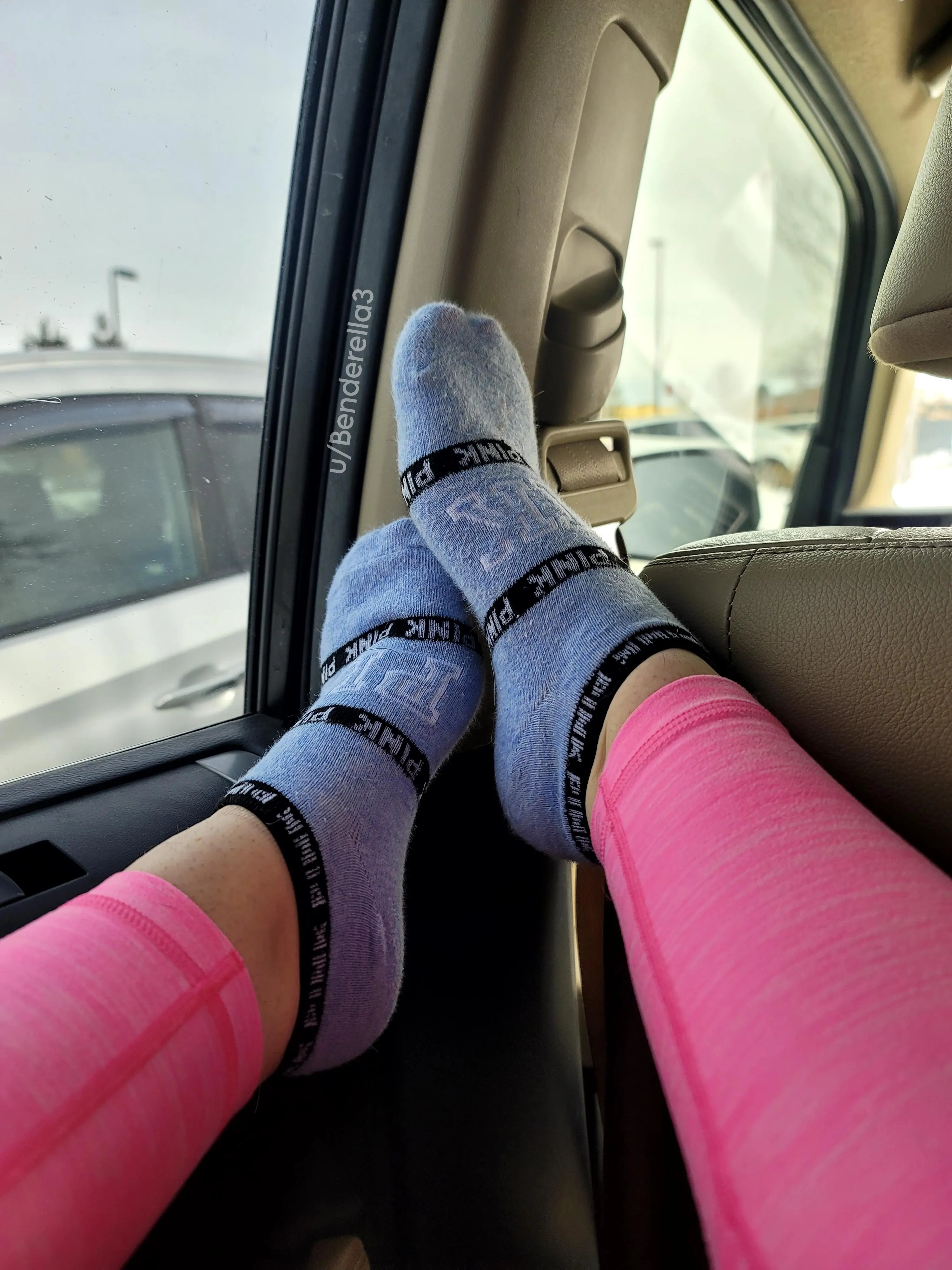 Post gym Victoria's Secret socks 💙