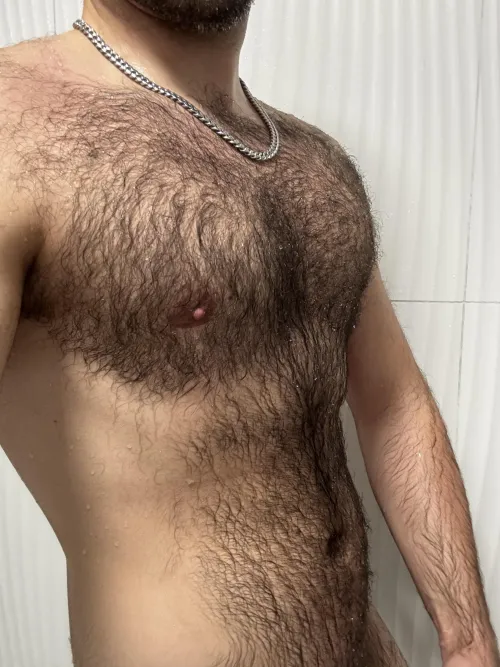 Post workout, wanna wash my back?