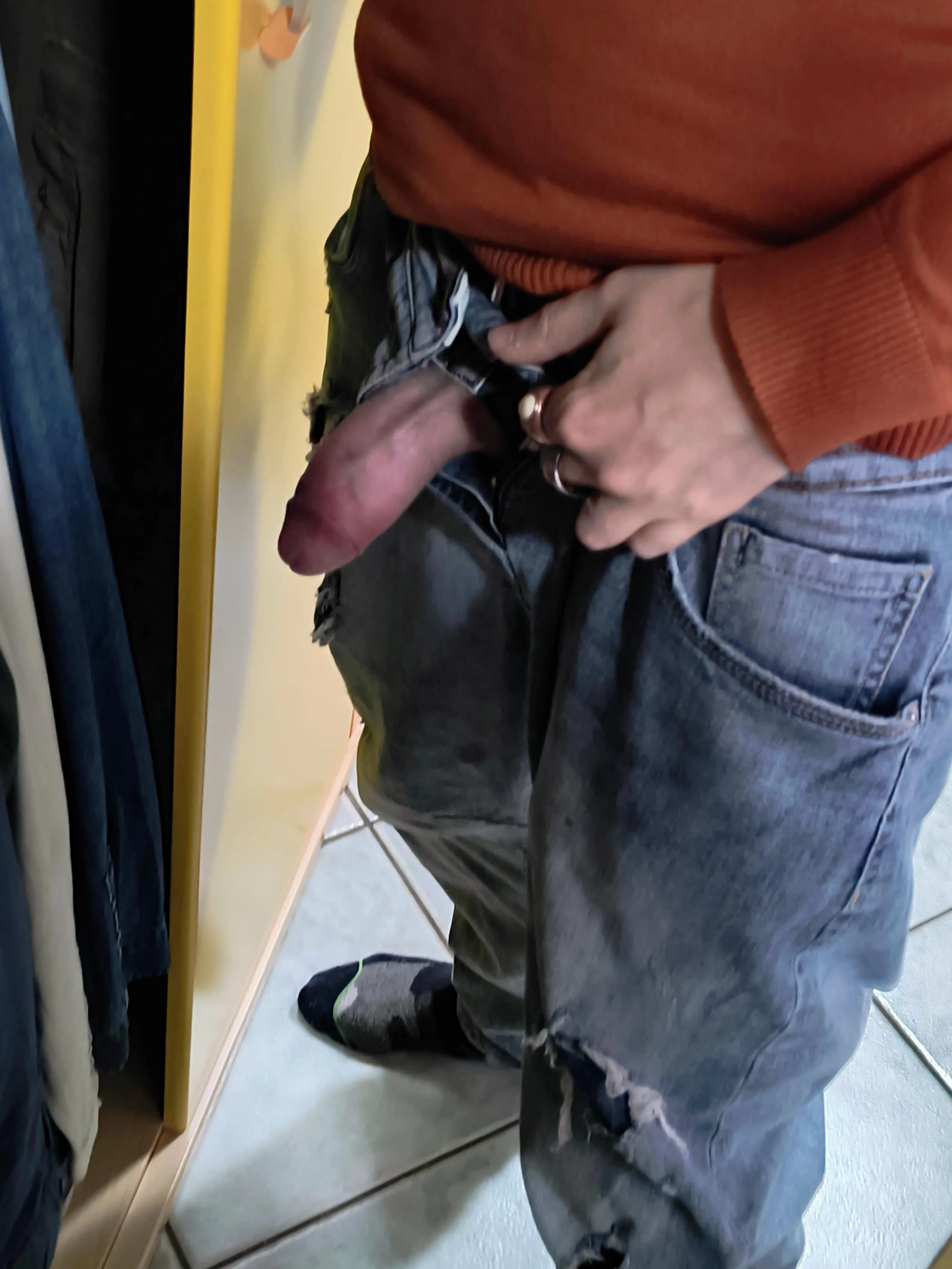 Somentighs sneak out