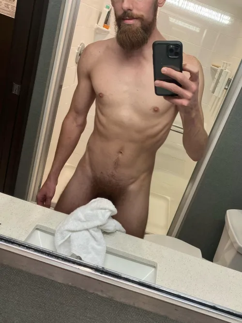 kinda lonely in this hotel