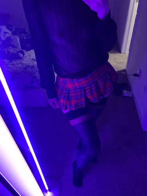 Pretty risky outfit 😈