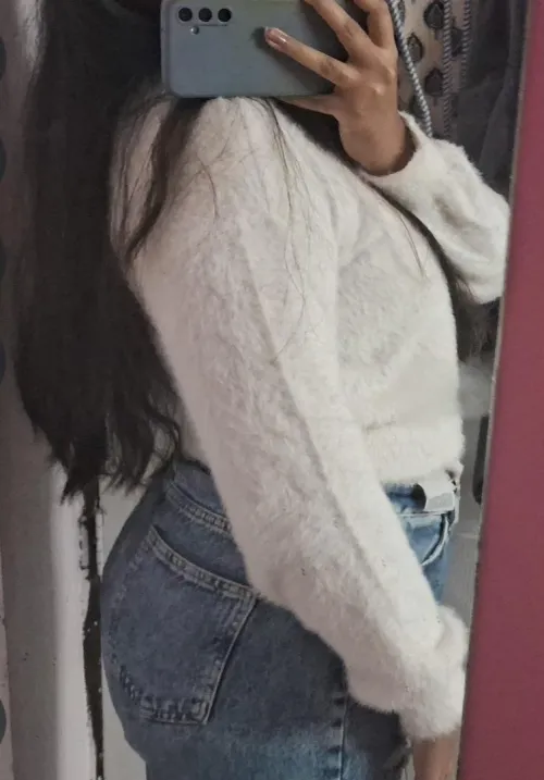 20f dm if you can host