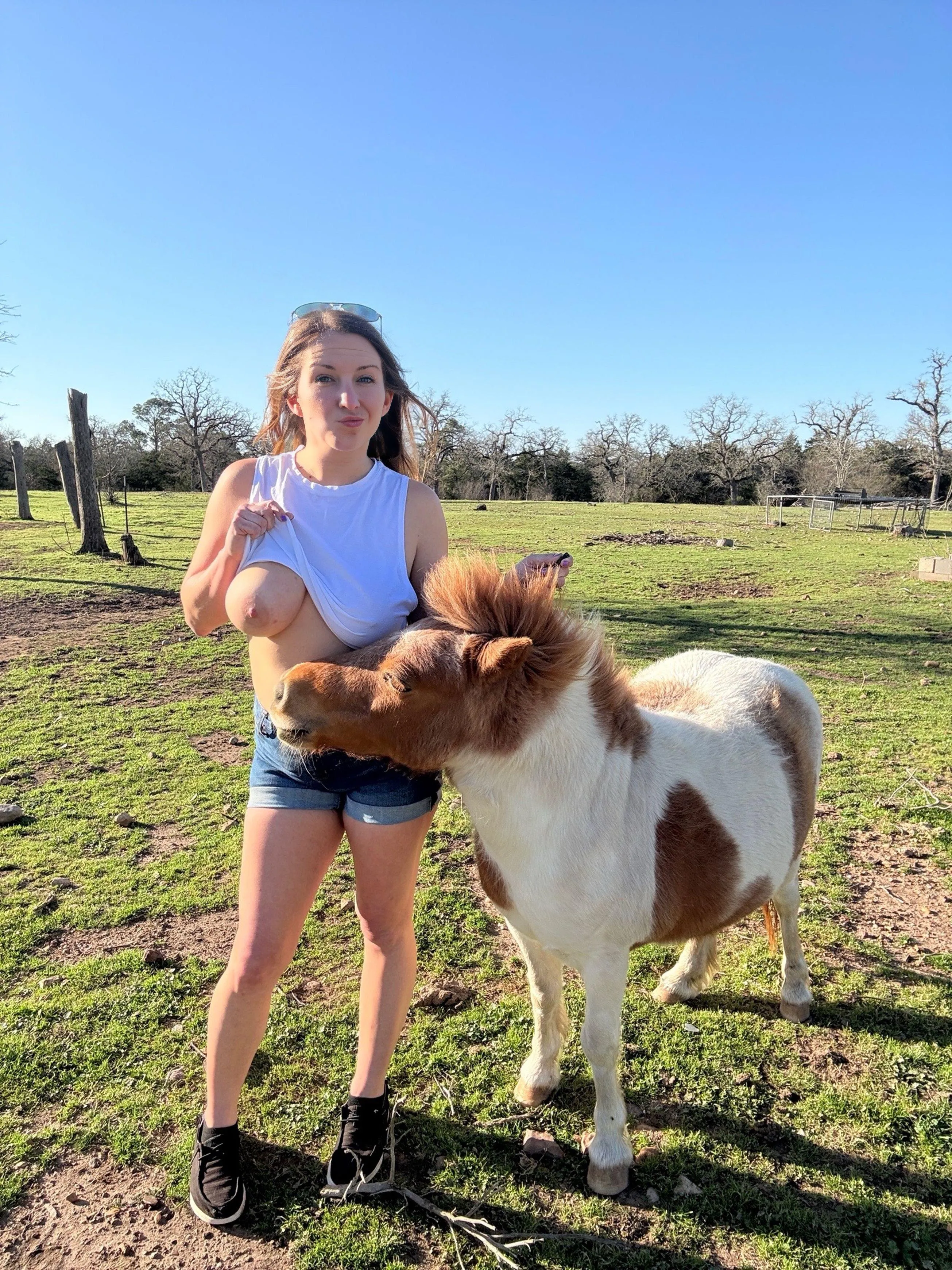 30 year old mom of 5 (4 bonus kids)