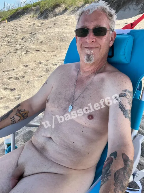 Chillin out at Blind Creek Beach!