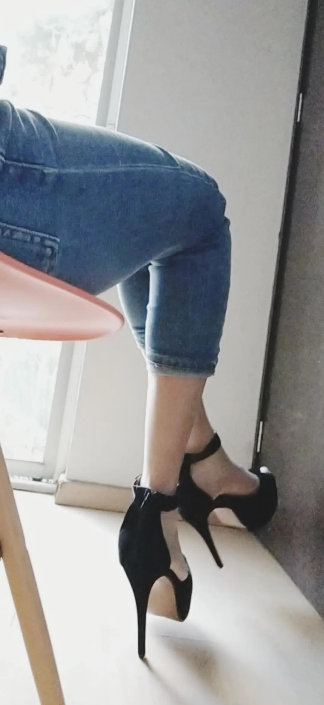 I just got this new pair of heels 💕 what do you think 🤔? (Oc) F 29