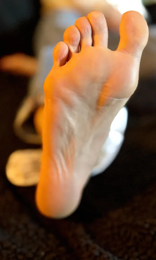 I see you staring… wanna get even closer?😉✨ -oc