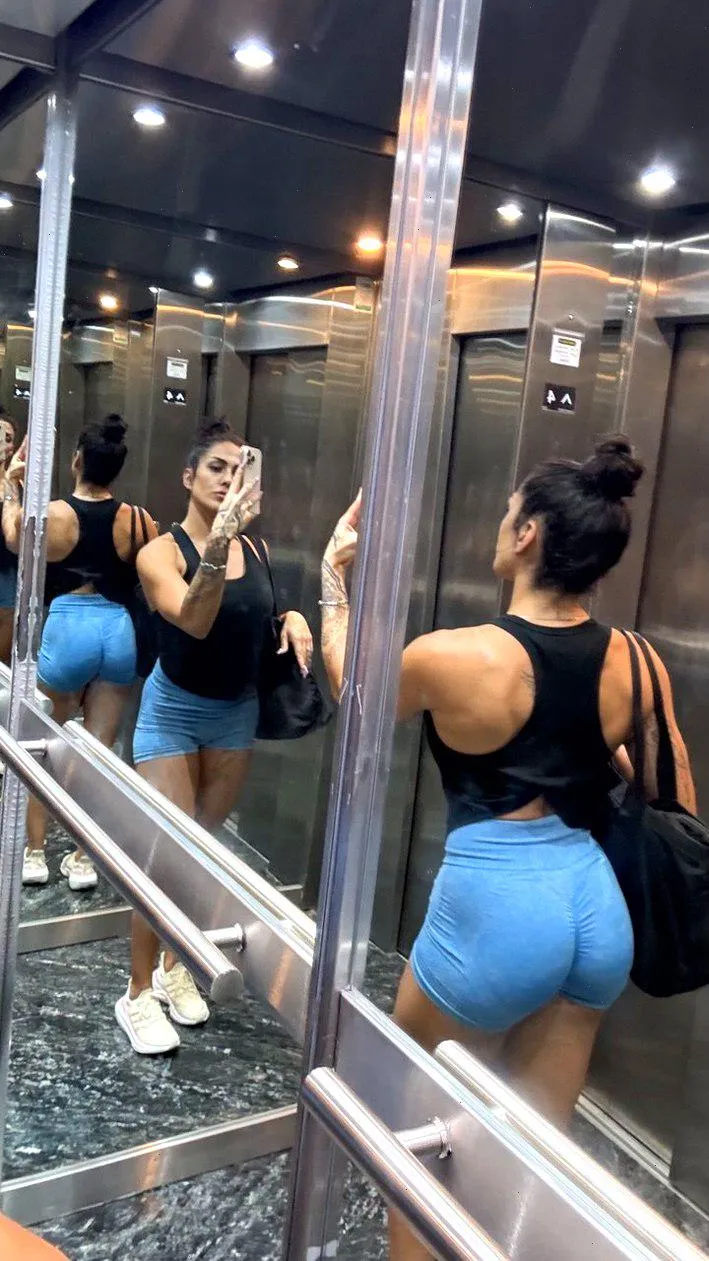 I work hard, but I make it look easy. 😉