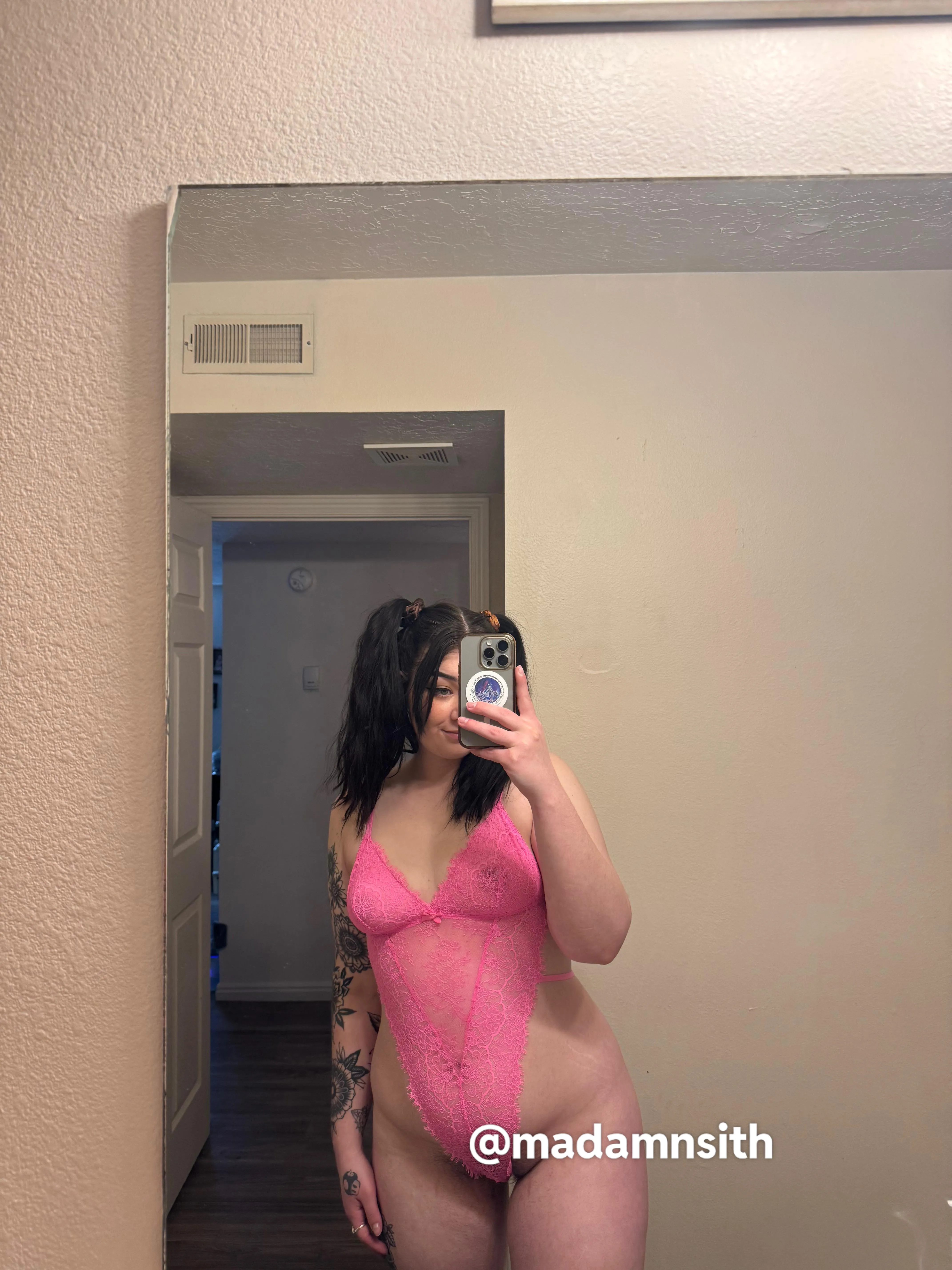 Pull on my pigtails 🩷