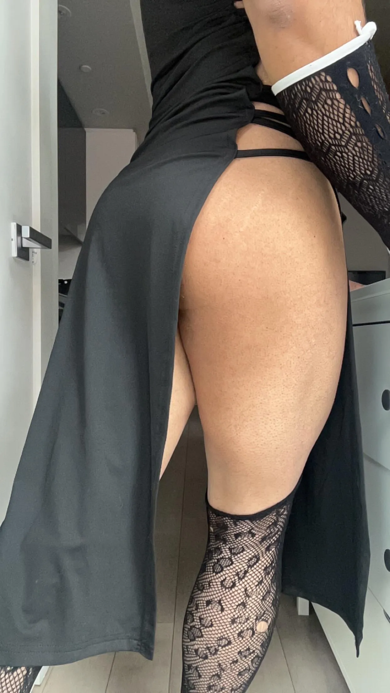 Really liked how my 🍑 looked in this dress, what do you guys think?