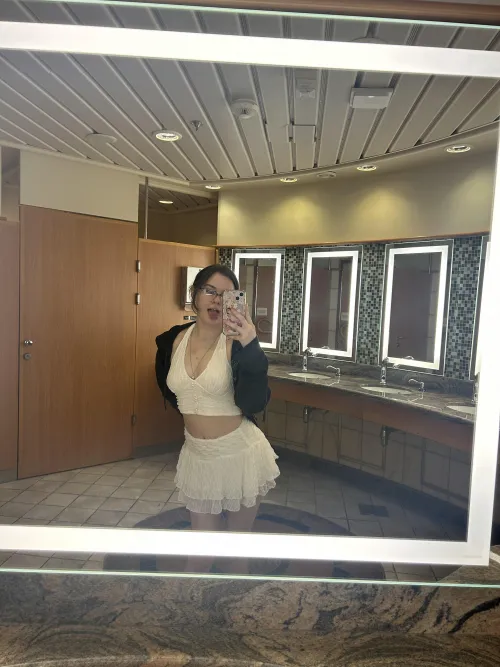 sexy with them on, imagine what it's like with them off🤭