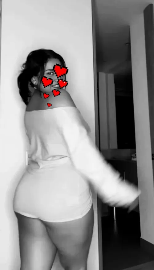 Shirt’s a bit oversized:(